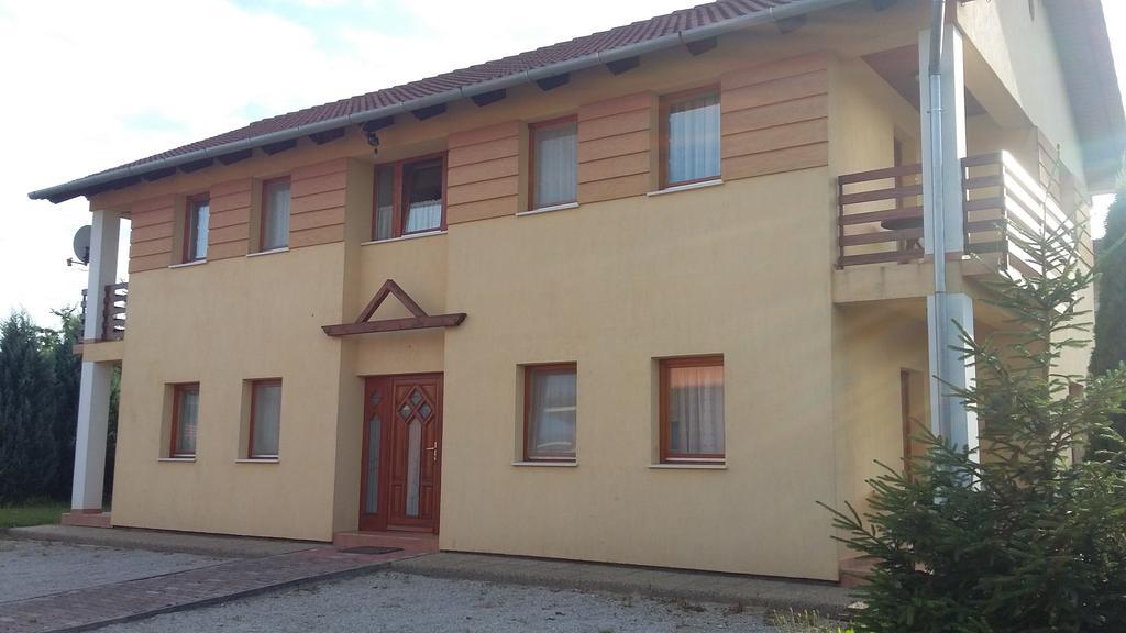 Bodzavirag Apartman Zalakaros Extérieur photo